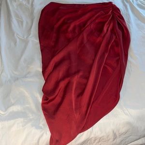 Asymmetrical, high low skirt